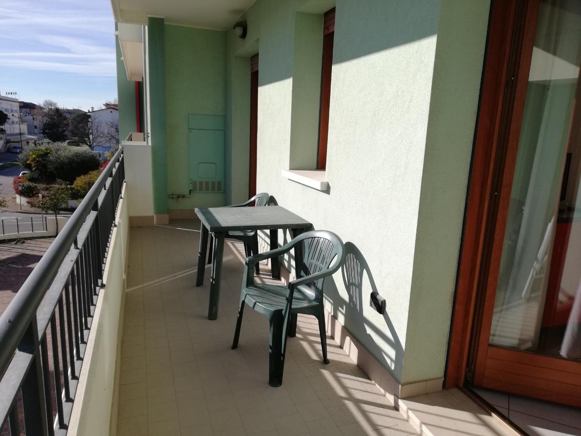 Residence Roberta Con Piscina - Agenzia Cocal Caorle Exteriör bild